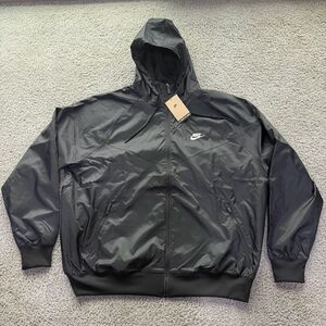 Nike Classic Windrunner Lightweight Jacket Black DA0001-010 Men Size XL NWT